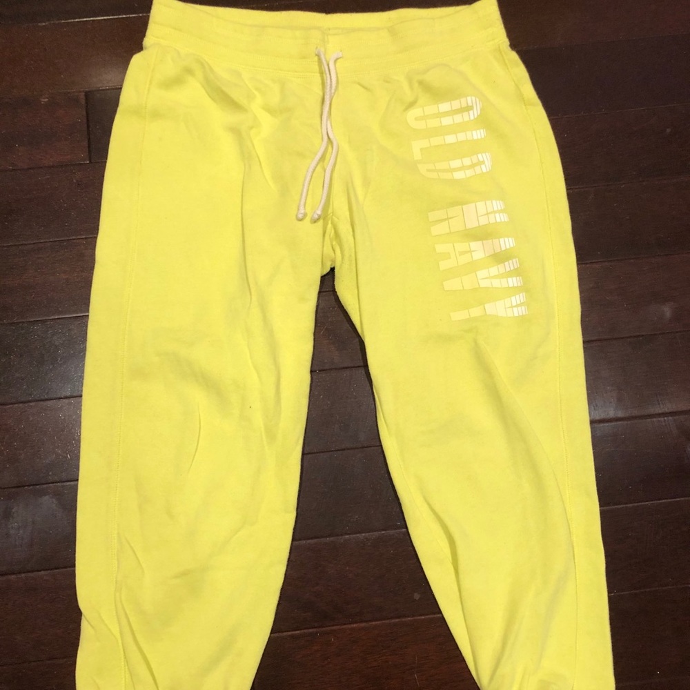 Old Navy sweatpants